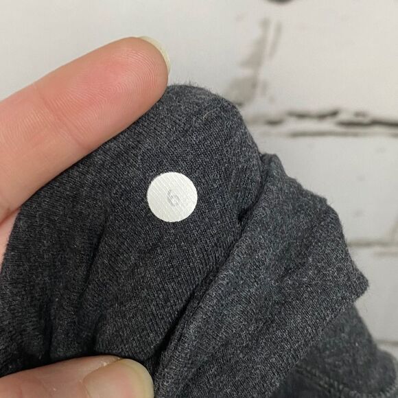 Lululemon Women’s Heather Gray Dance Cinched Calve Leggings Size 6 - Picture 6 of 6